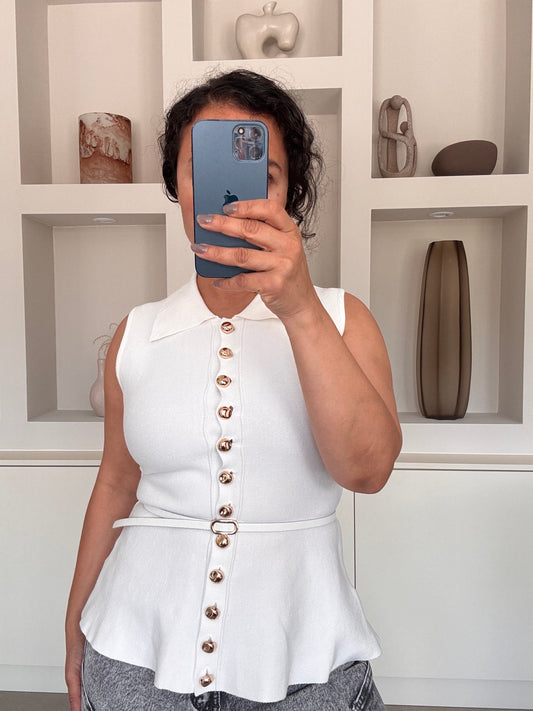 Sleeveless top