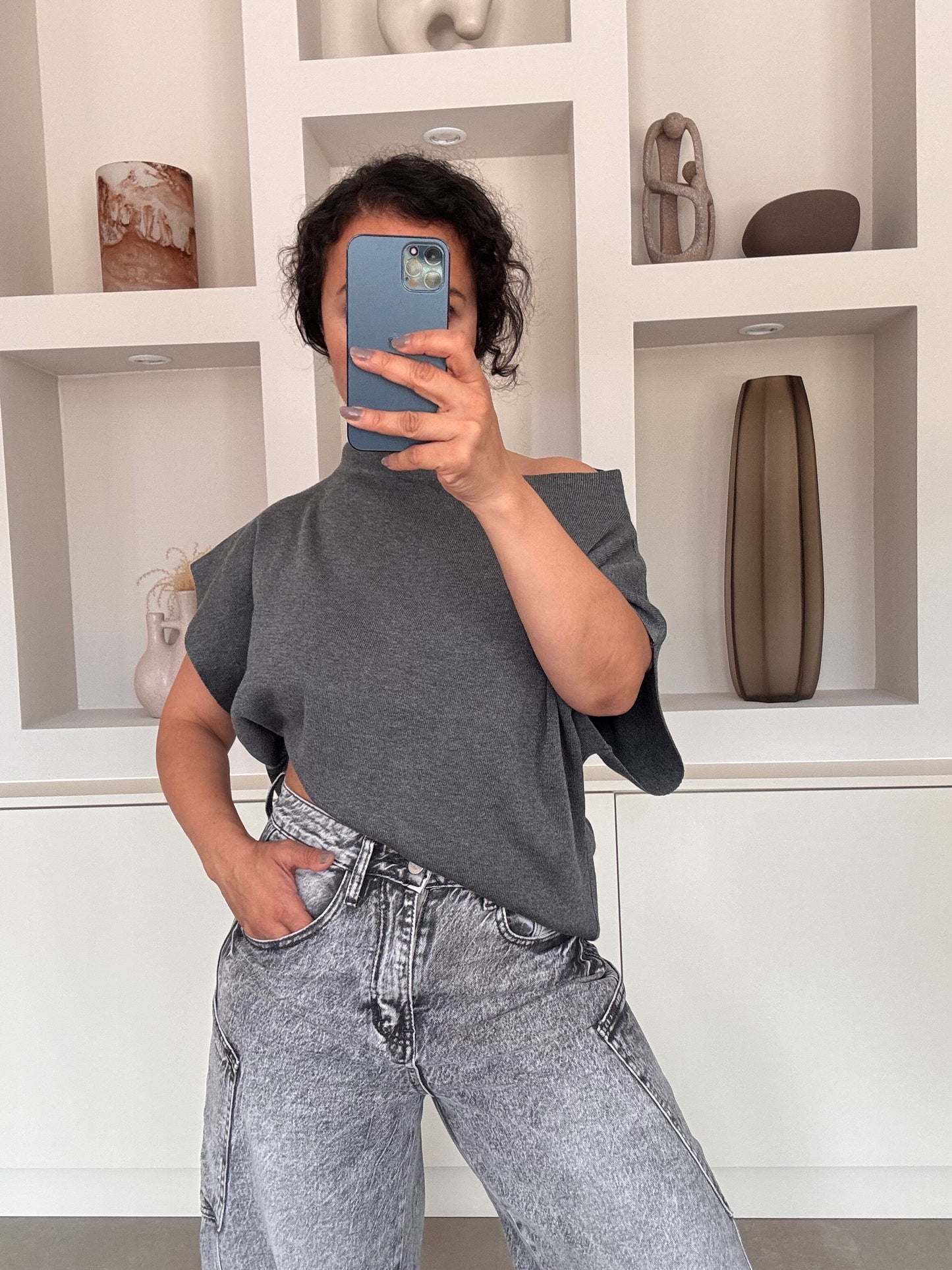 Classy off shoulder grijs