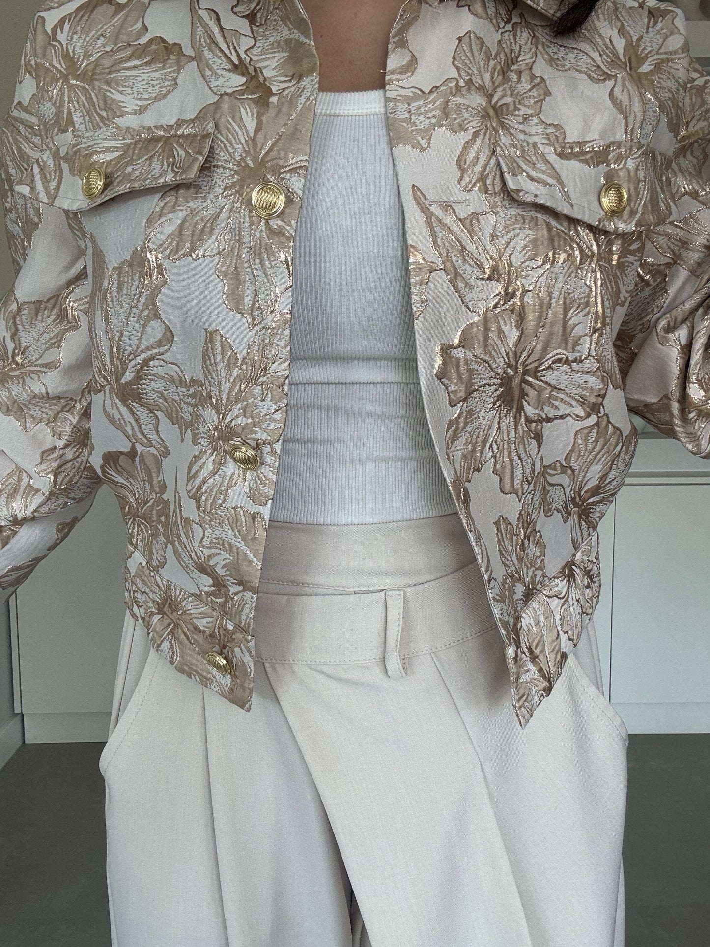 Cropped jacket