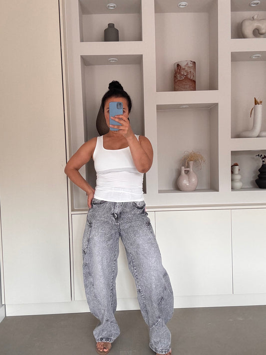 Grey balloon denim