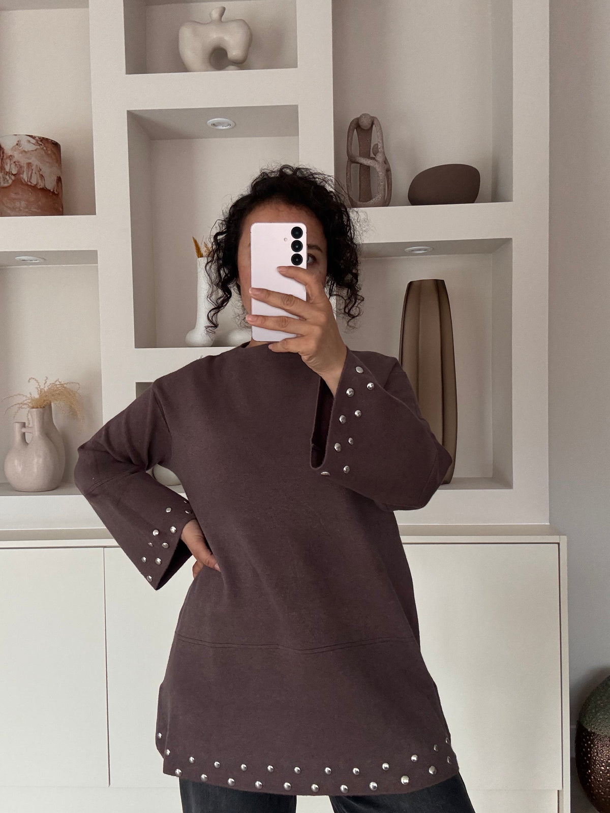 Flared long sleeve cognac