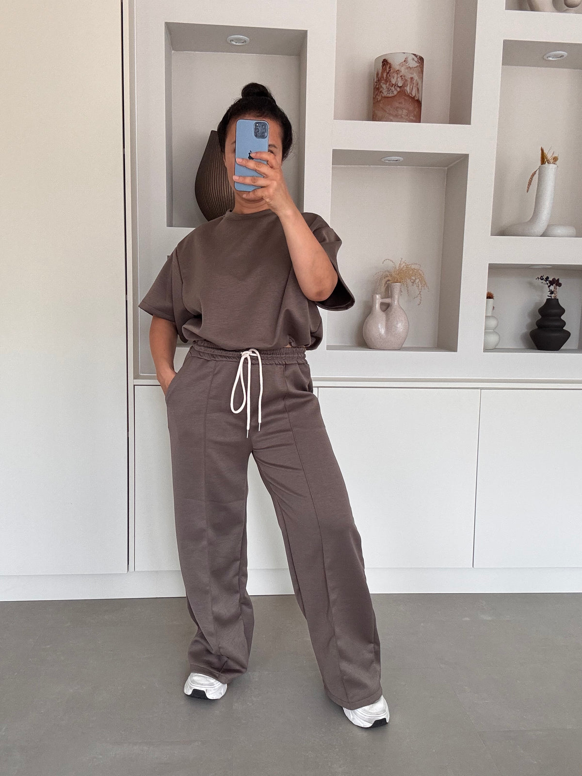 Liz set taupe