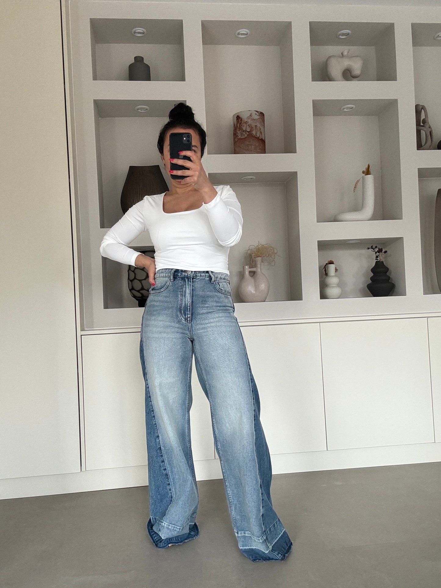 Contrast wide leg jeans
