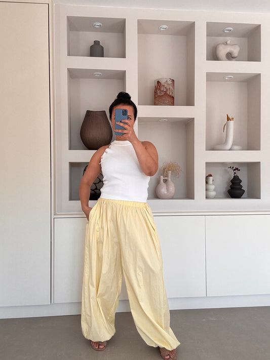 Katoenen balloon broek butter yellow