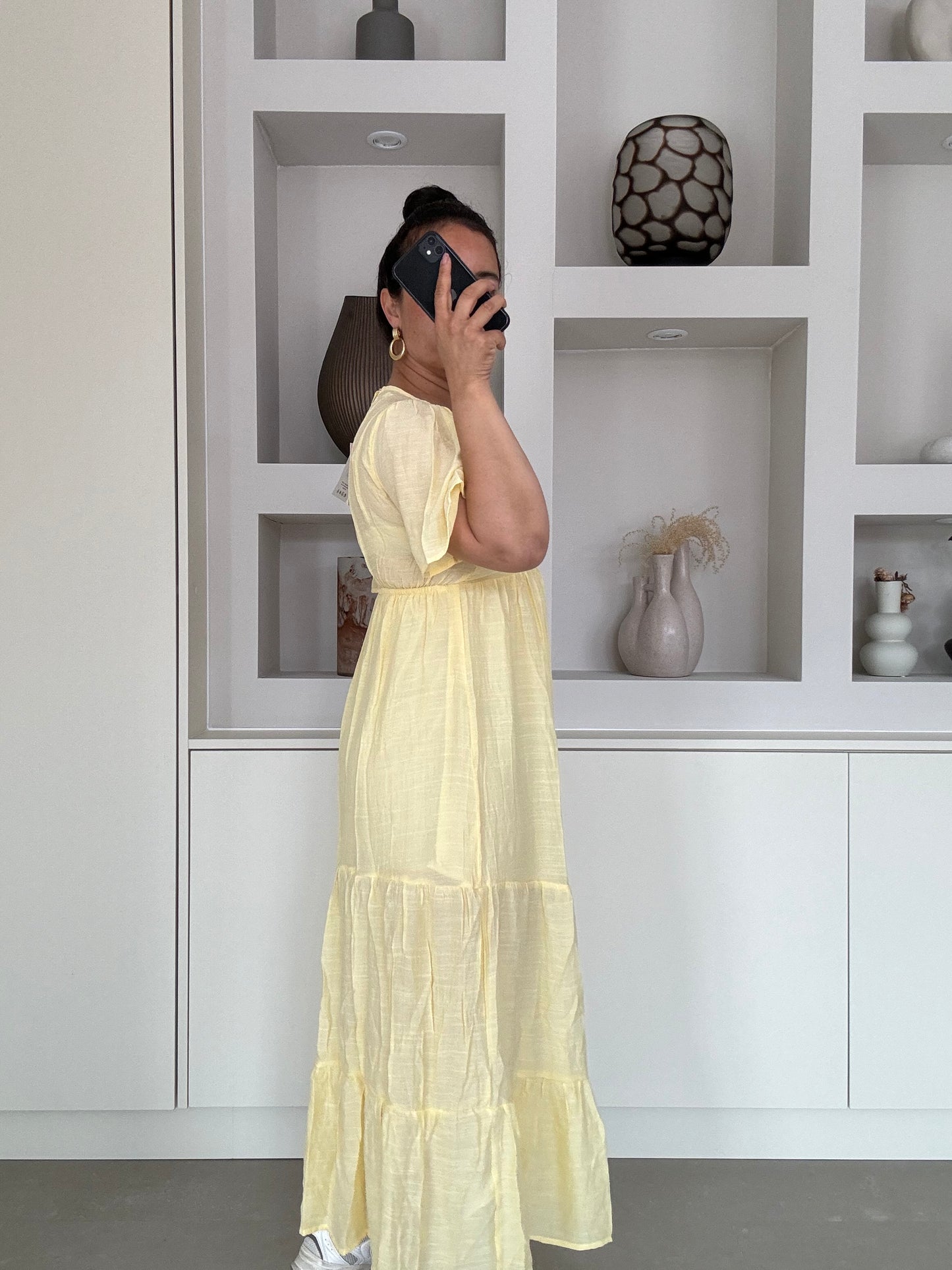 Yara flowy v-neck dress – lemon glow