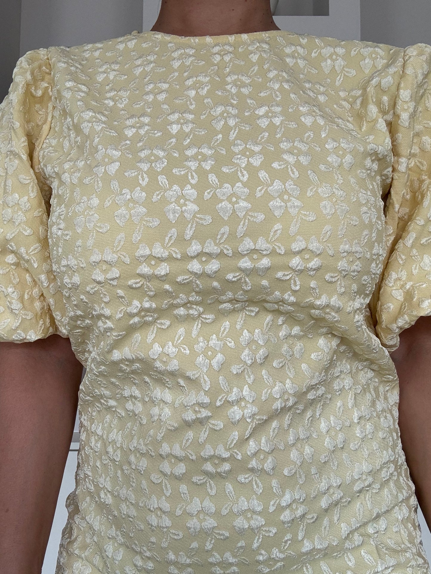 Yasmin puff dress