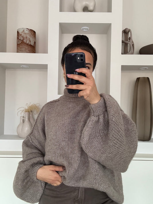 Estee sweater- champagne