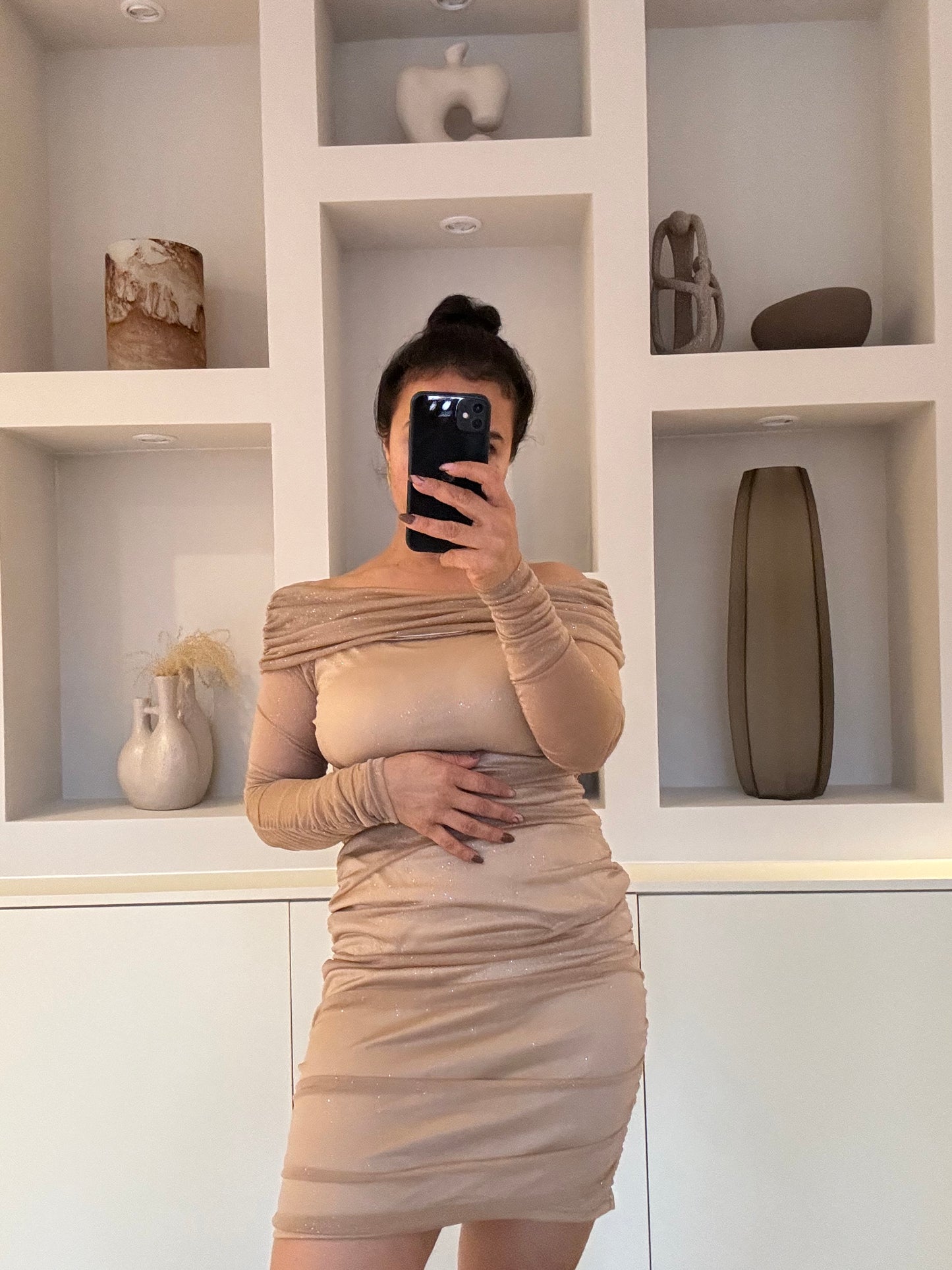 Off-Shoulder glitter dress