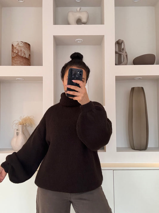 Estee Turtleneck - bruin